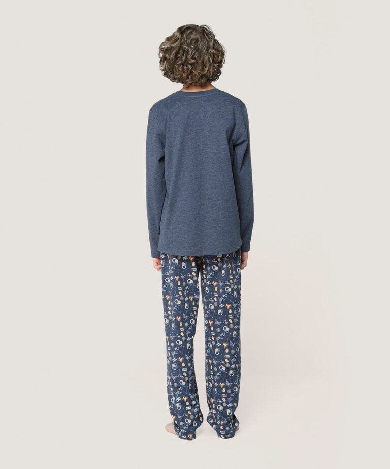 Pijama con polera manga larga en y pantalón estampado “Game Over”