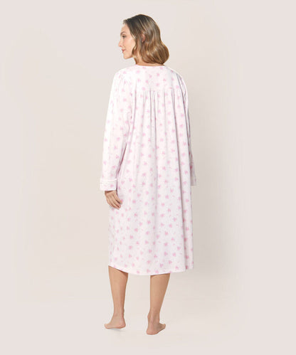 camisón de manga larga con delicado estampado floral
